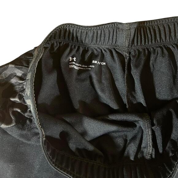 Under Armour Black Play Up Coral Touch Athletic Shorts - Picture 3 of 3